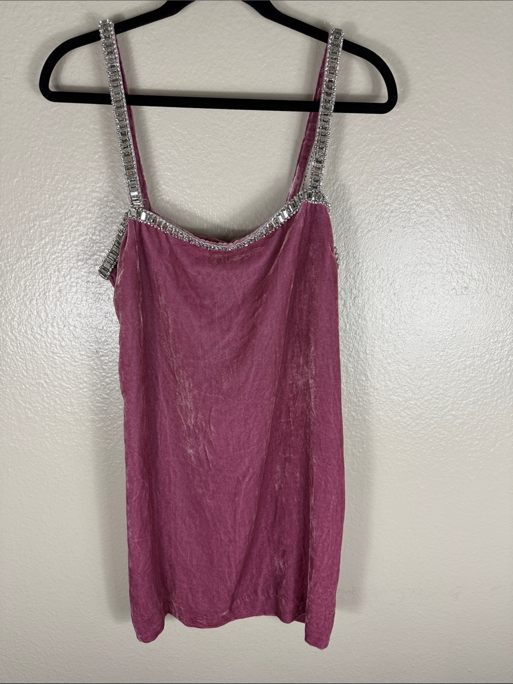 Reformation Pia Velvet Mini Dress in Sugar Plum - Picture 4 of 9